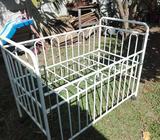 Cuna de Metal para Bebé