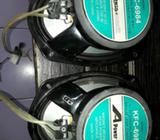 Potentes Medios de 700watts Cm Nuevos