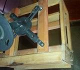 Caja de montaje proyector en techo cielo raso 70451490