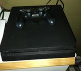 Se Vende Play 4 en Perfecto Estado