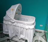 Moisés, con Nidito de Contención