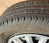 Vendo 4 Llantas N. 13 en Perfecto Estado