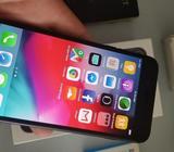 Excellent iPhone 7 With Otterbox