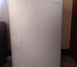 Refrigeradora Pequeña