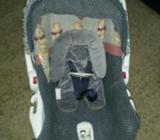 Silla Portabebe con Base para Carro Grac