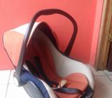 Se vende silla para carro