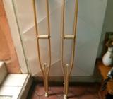 Muletas de Madera