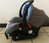 Portabebé Baby Basics con Base de Carro