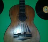 Guitarra Y Escritori