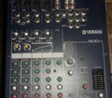 Mixer Yamaha Mg82cx