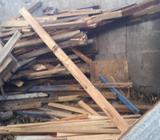 bastante madera / leña para quemar 7045 1490