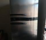 Refrigeradora