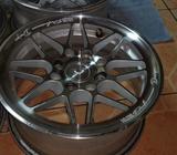 Aros 13 Marca Vossen. con Valvulas
