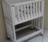 Se Vende Cuna Estilo Moises con Colchon