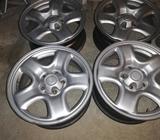 Aros #16 Originales Rav4