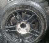 Se Venden O Se Cambian Llantas con Aros